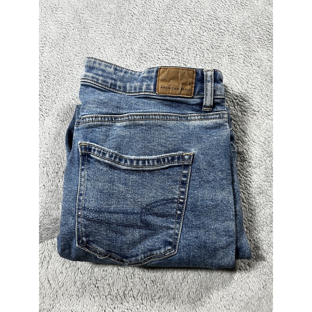 New American Eagle Jeans Women 10 Blue Distressed Highest Rise Mom Jean - Picture 13 of 14